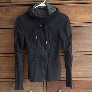 Lululemon Women's Black Hooded Jacket